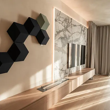 Апартаменти Ah Eurovea Prestige - Danube View